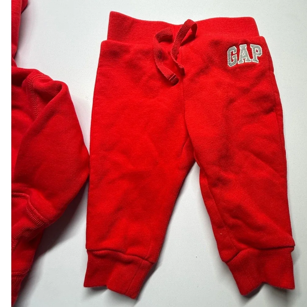 GAP Baby 6-12 Months Red Logo Fleece Hoodie Jogger Sweat‎ Set Outfit Cotton